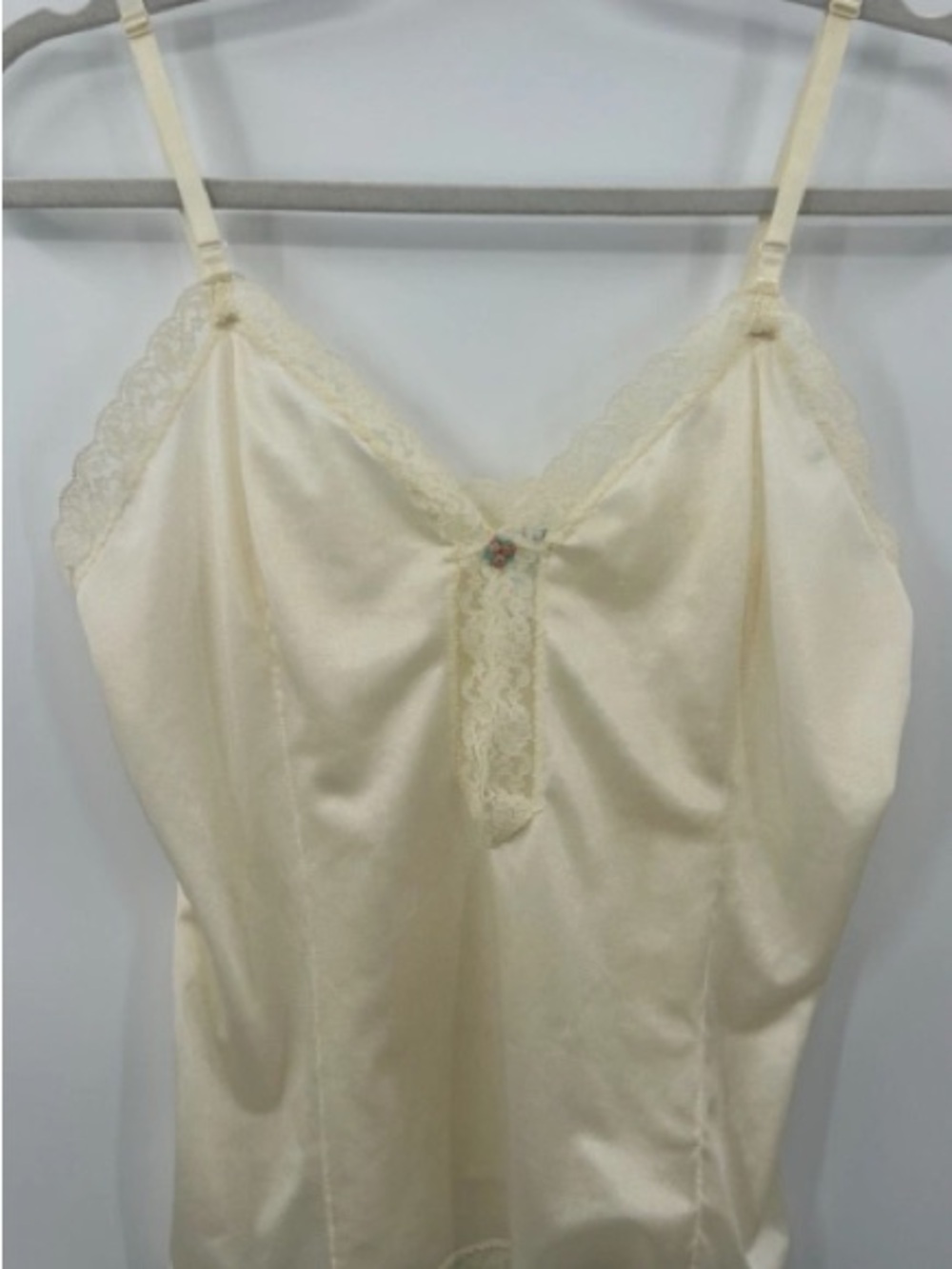 Women's Ivory Lace-Trim Satin Chemise sizeM
